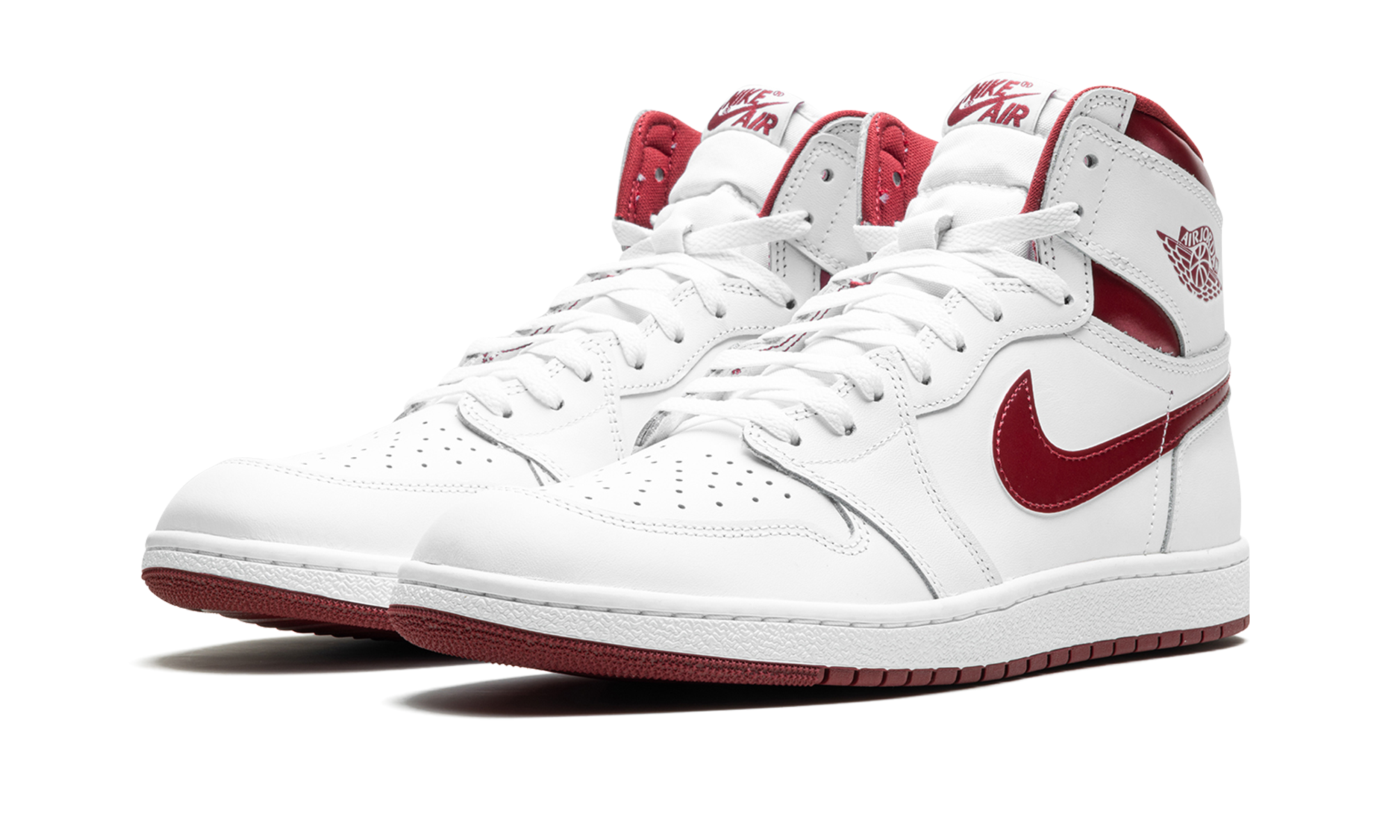 jordan 1 retro high 85 og metallic burgundy+BQ4422-161+diagnol left view