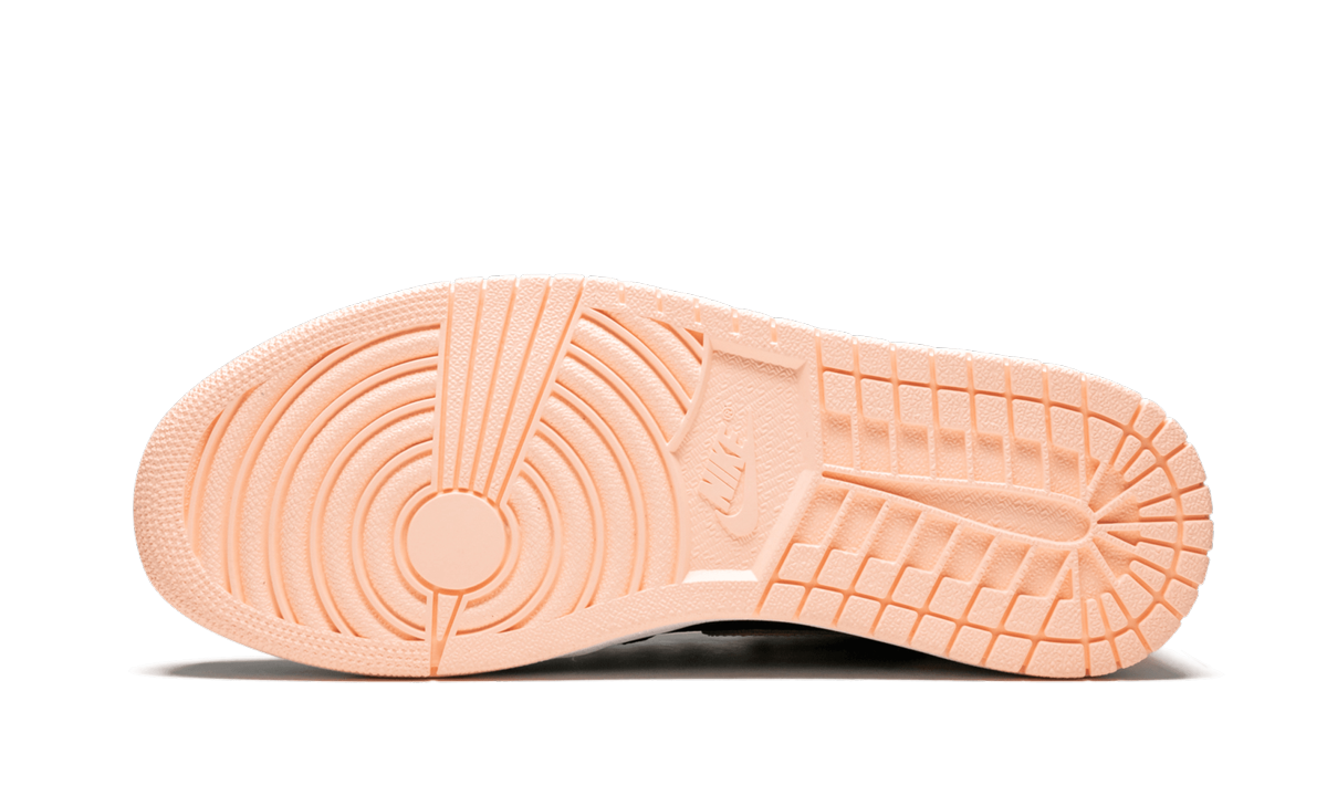 jordan 1 retro high black crimson tint+555088-081+bottom view