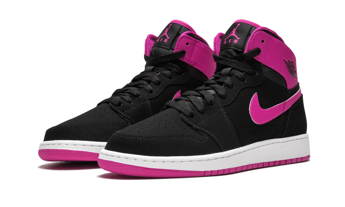 jordan 1 retro high black vivid pink gs+332148-008+diagnol left view