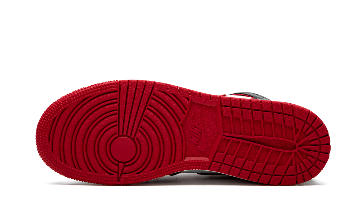 jordan 1 retro high bloodline gs+575441-062+bottom view