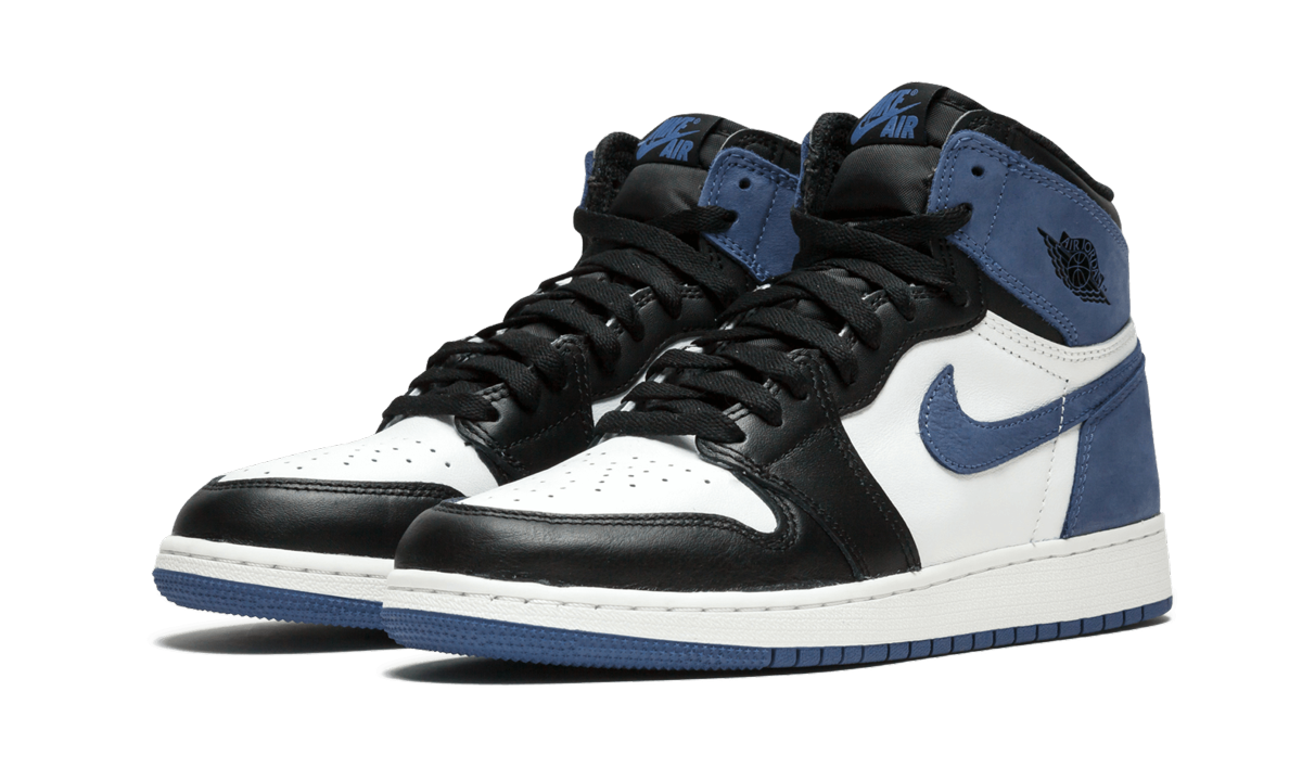 jordan 1 retro high blue moon gs+575441-115+diagnol left view