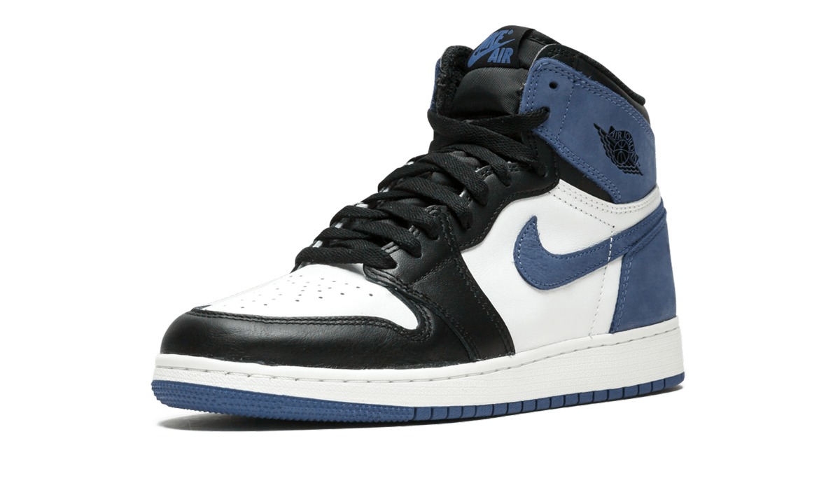 jordan 1 retro high blue moon gs+575441-115+left diagnol single view