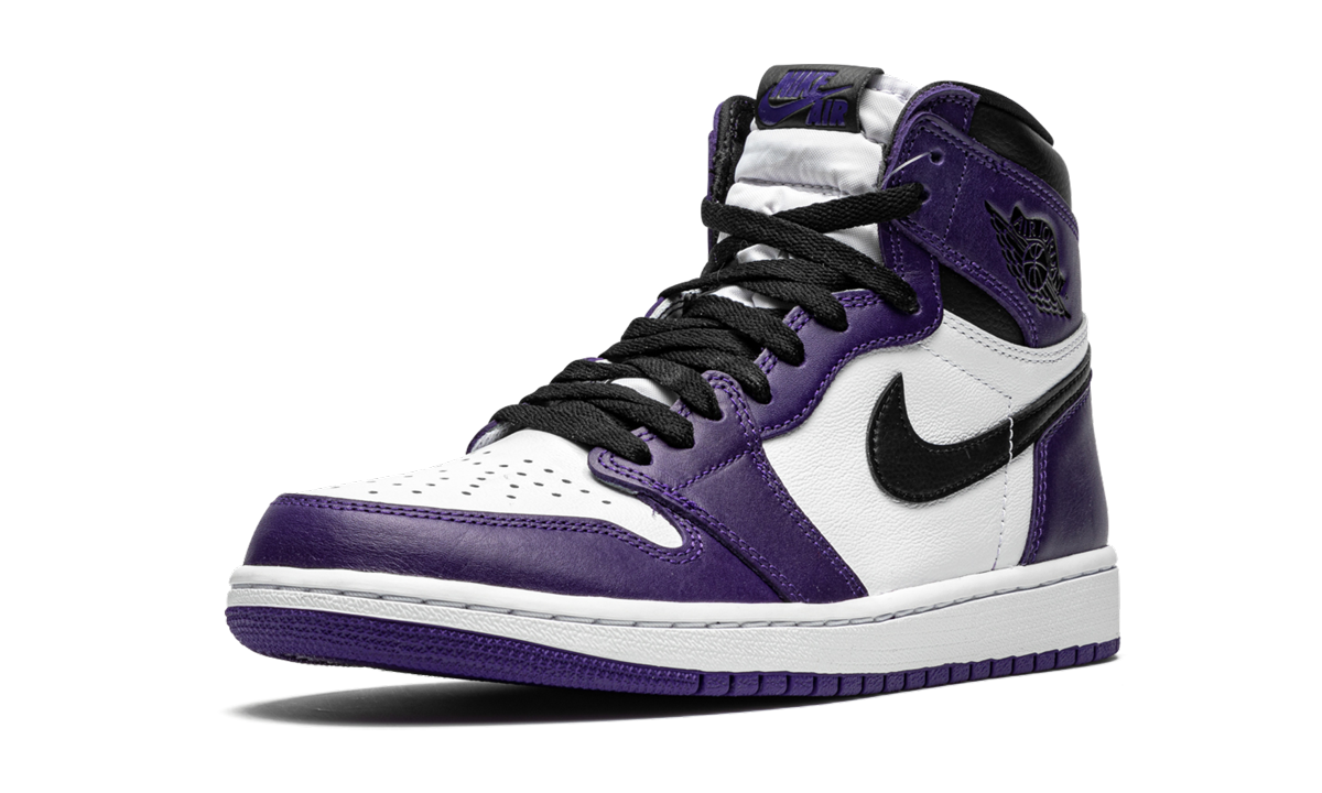 jordan 1 retro high court purple white+555088-500+left diagnol single view