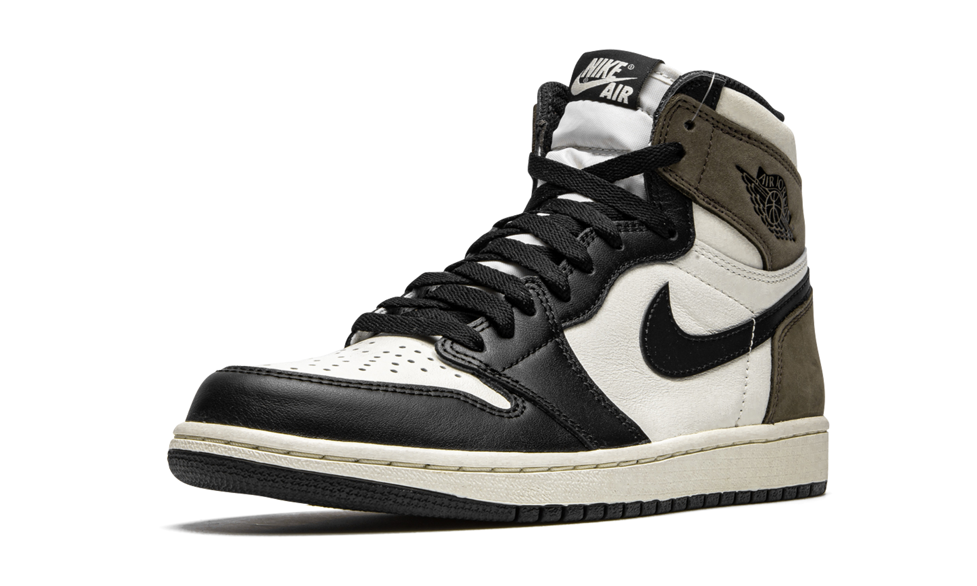 jordan 1 retro high dark mocha+555088-105+left diagnol single view