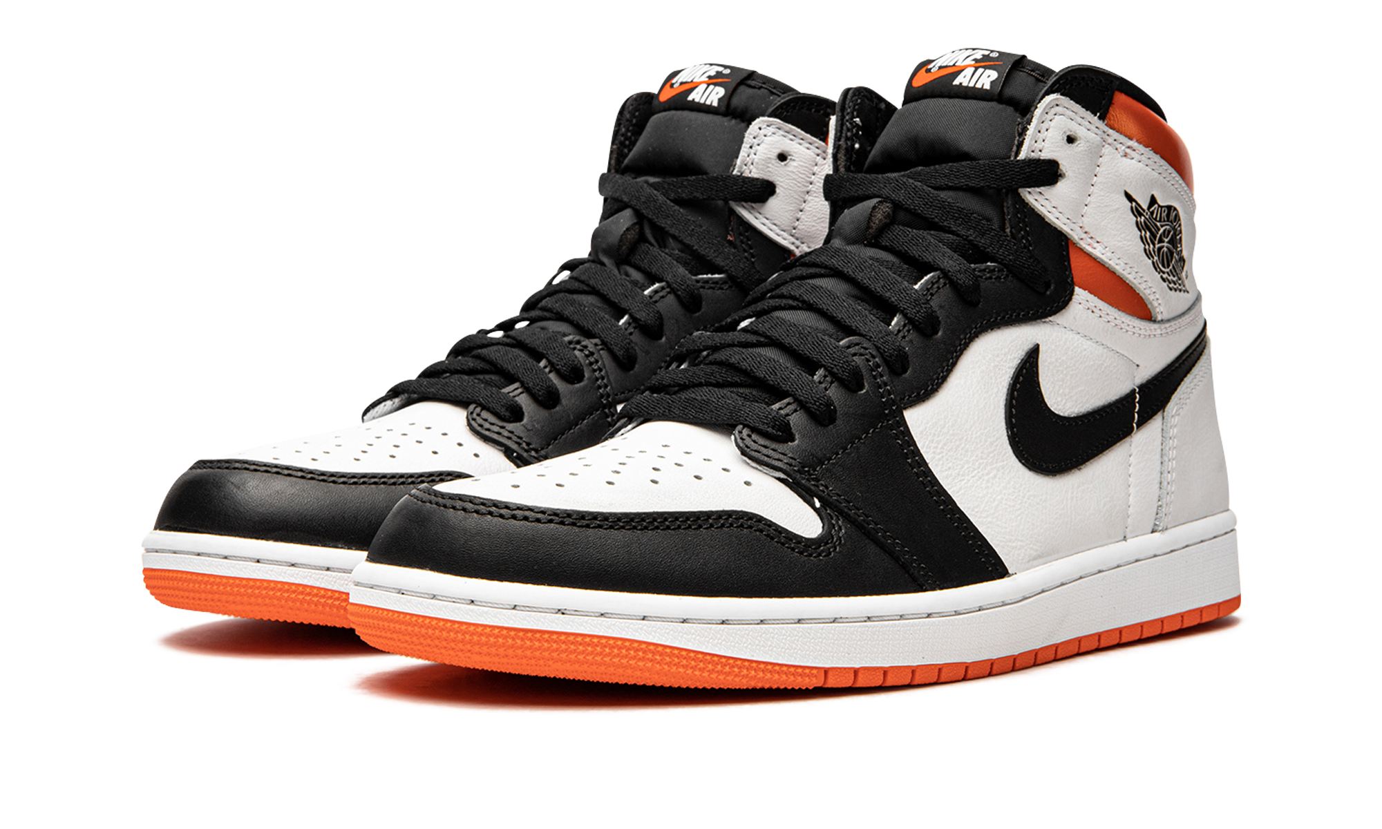 jordan 1 retro high electro orange+555088-180+diagnol left view