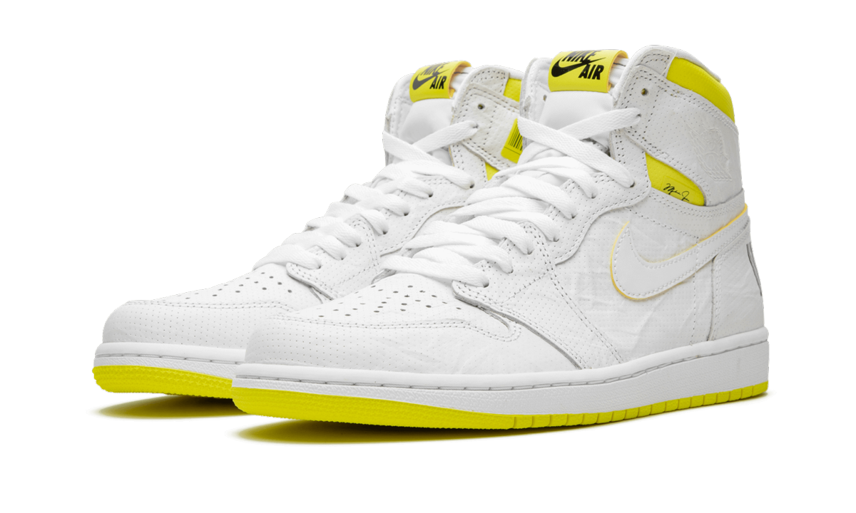 jordan 1 retro high first class flight+555088-170+diagnol left view