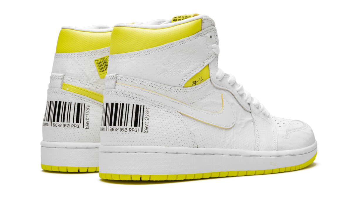 jordan 1 retro high first class flight+555088-170+diagnol right behind view