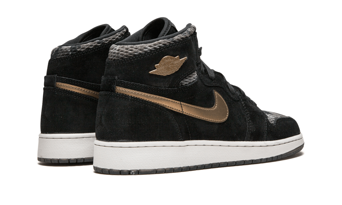 jordan 1 retro high heiress camo gs+832596-030+diagnol right behind view