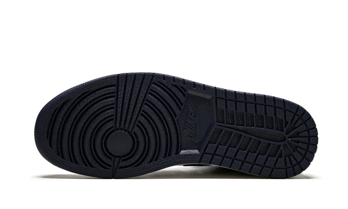 jordan 1 retro high obsidian+555088-140+bottom view