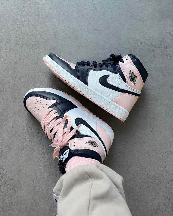 Jordan 1 Retro High OG Atmosphere (Women's), Lifestyle View 1, SKU DD9335-641
