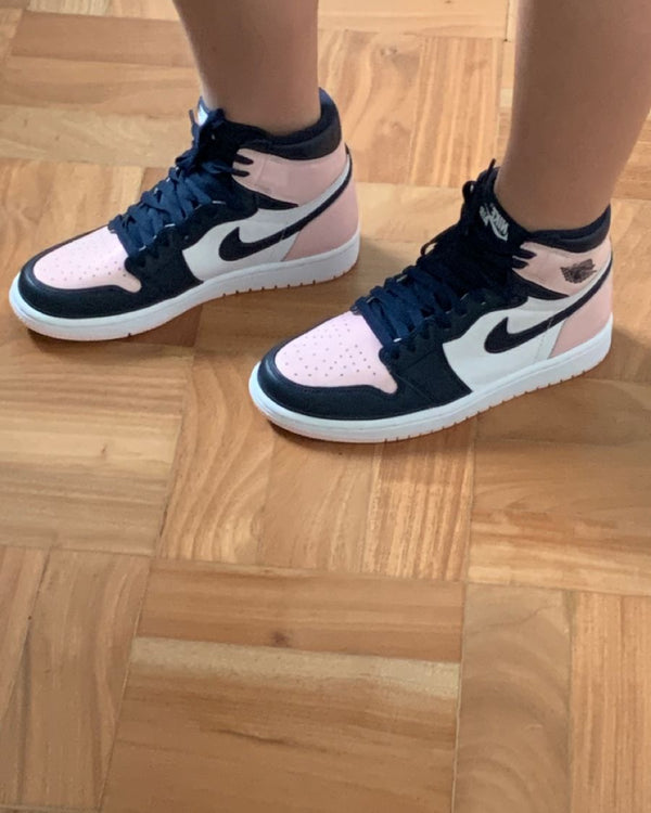 Jordan 1 Retro High OG Atmosphere (Women's), Lifestyle View 2, SKU DD9335-641