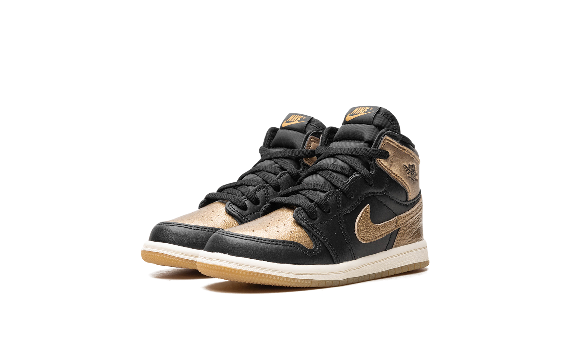jordan 1 retro high og black metallic gold td+FD1413-071+diagnol left view
