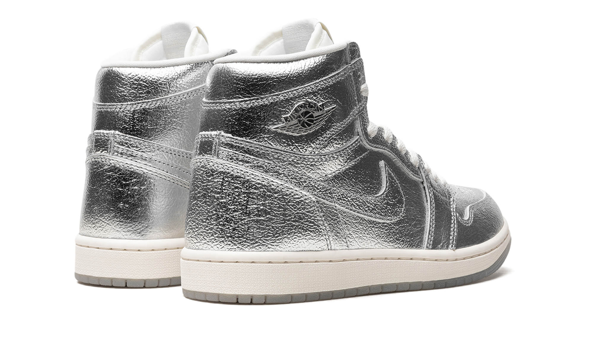 jordan 1 retro high og chrome women s+FN7249-001+diagnol right behind view