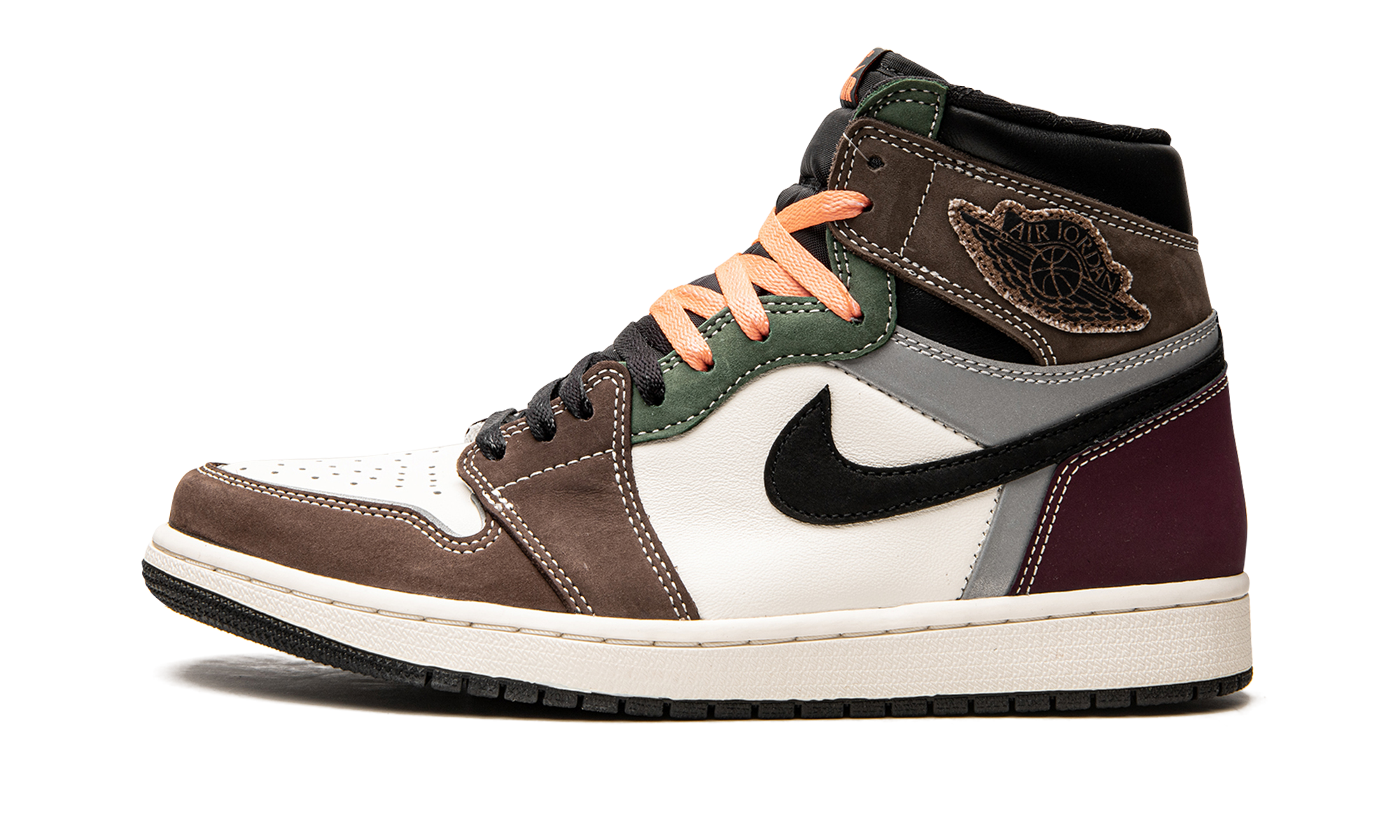 jordan 1 retro high og hand crafted+DH3097-001+diagnol right view 1
