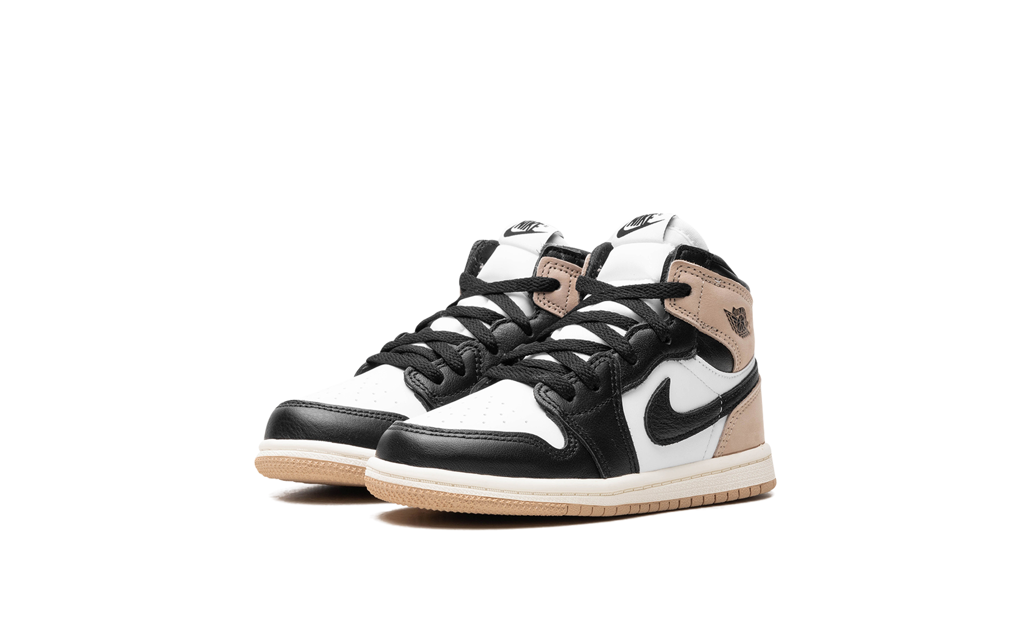 jordan 1 retro high og latte td+FD2598-021+diagnol left view