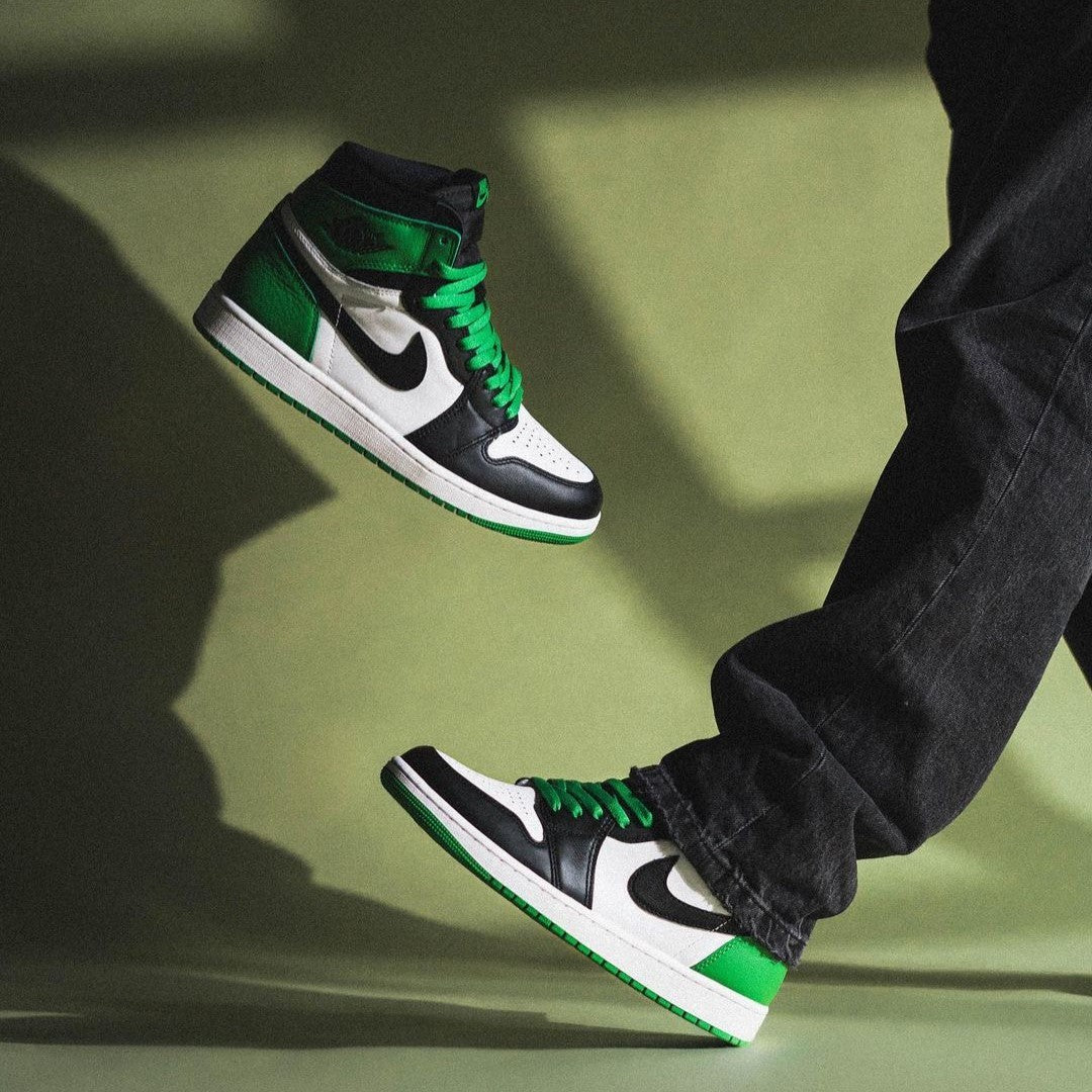Jordan 1 Retro High OG Lucky Green, Lifestyle View 2, SKU DZ5485-031