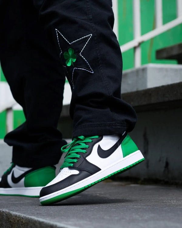 Jordan 1 Retro High OG Lucky Green, Lifestyle View 3, SKU DZ5485-031