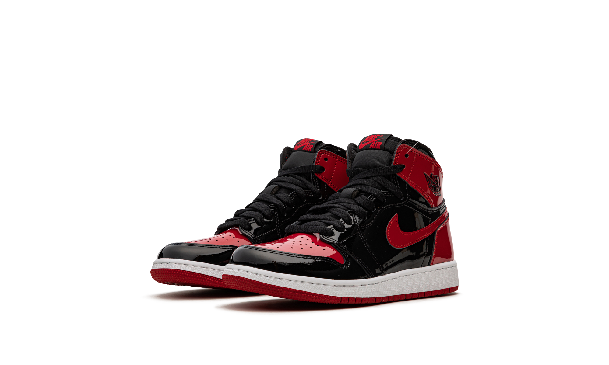 jordan 1 retro high og patent bred gs+575441-063+diagnol left view