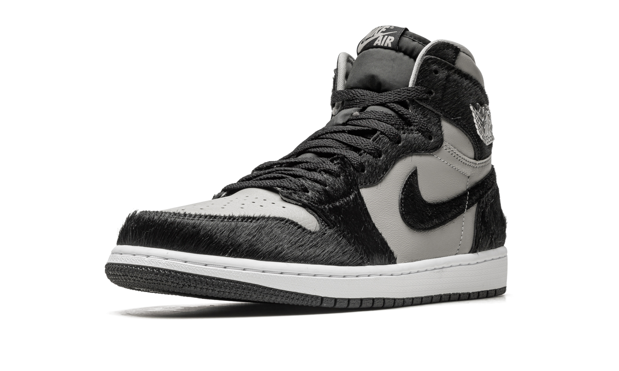 jordan 1 retro high og twist 2 0 medium grey women s+DZ2523-001+left diagnol single view