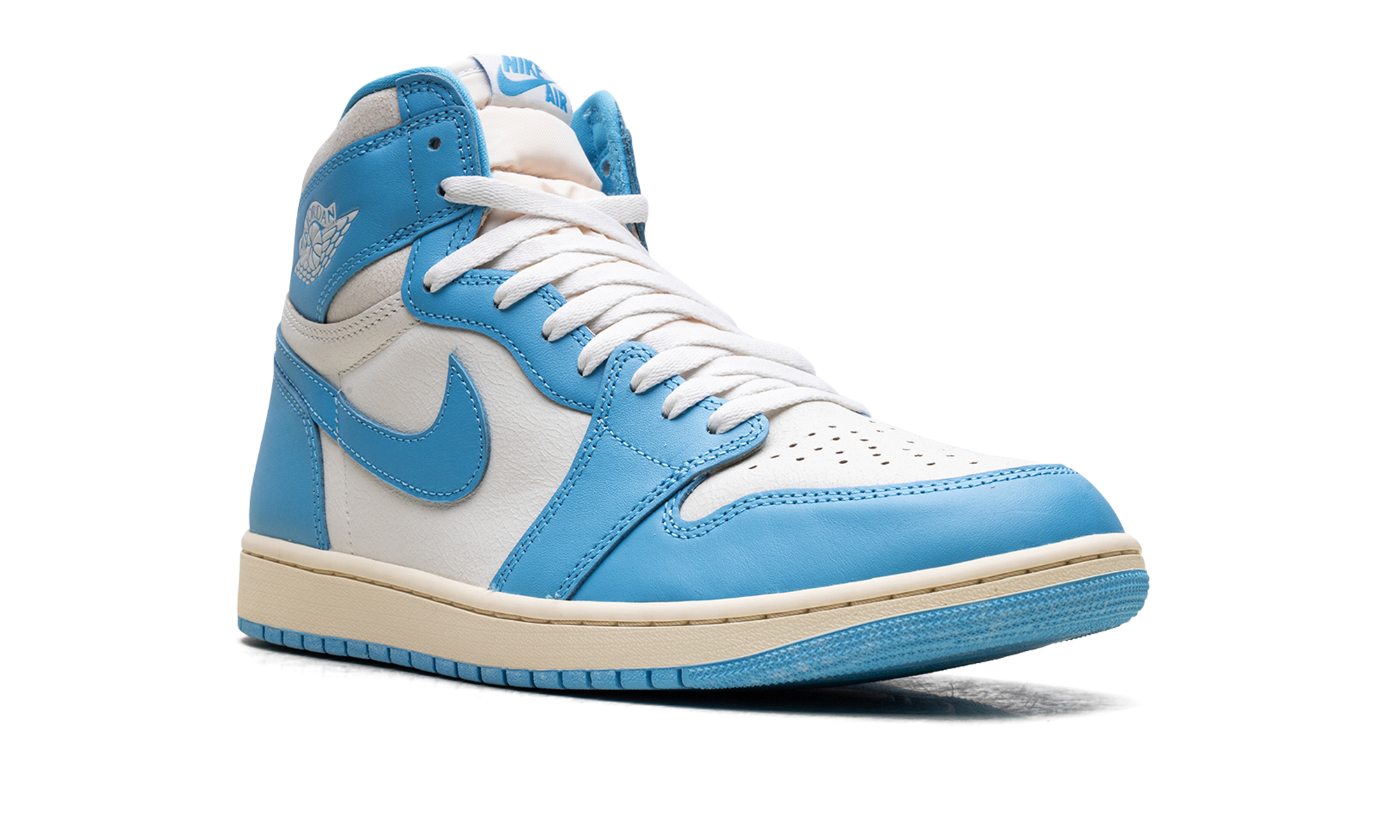 jordan 1 retro high og unc reimagined+DZ5485-402+diagnol right view