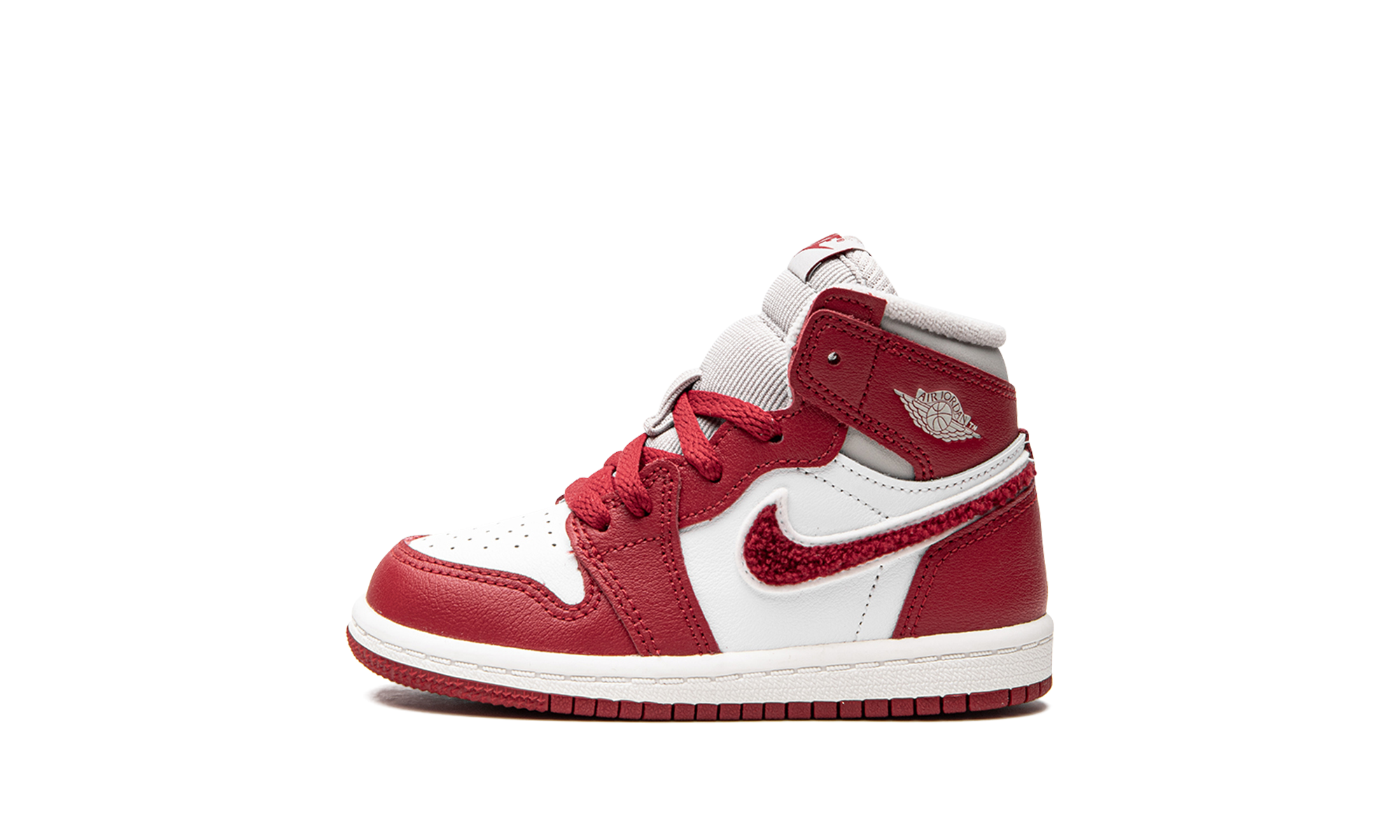 jordan 1 retro high og varsity red td+CU0450-061+diagnol right view 1