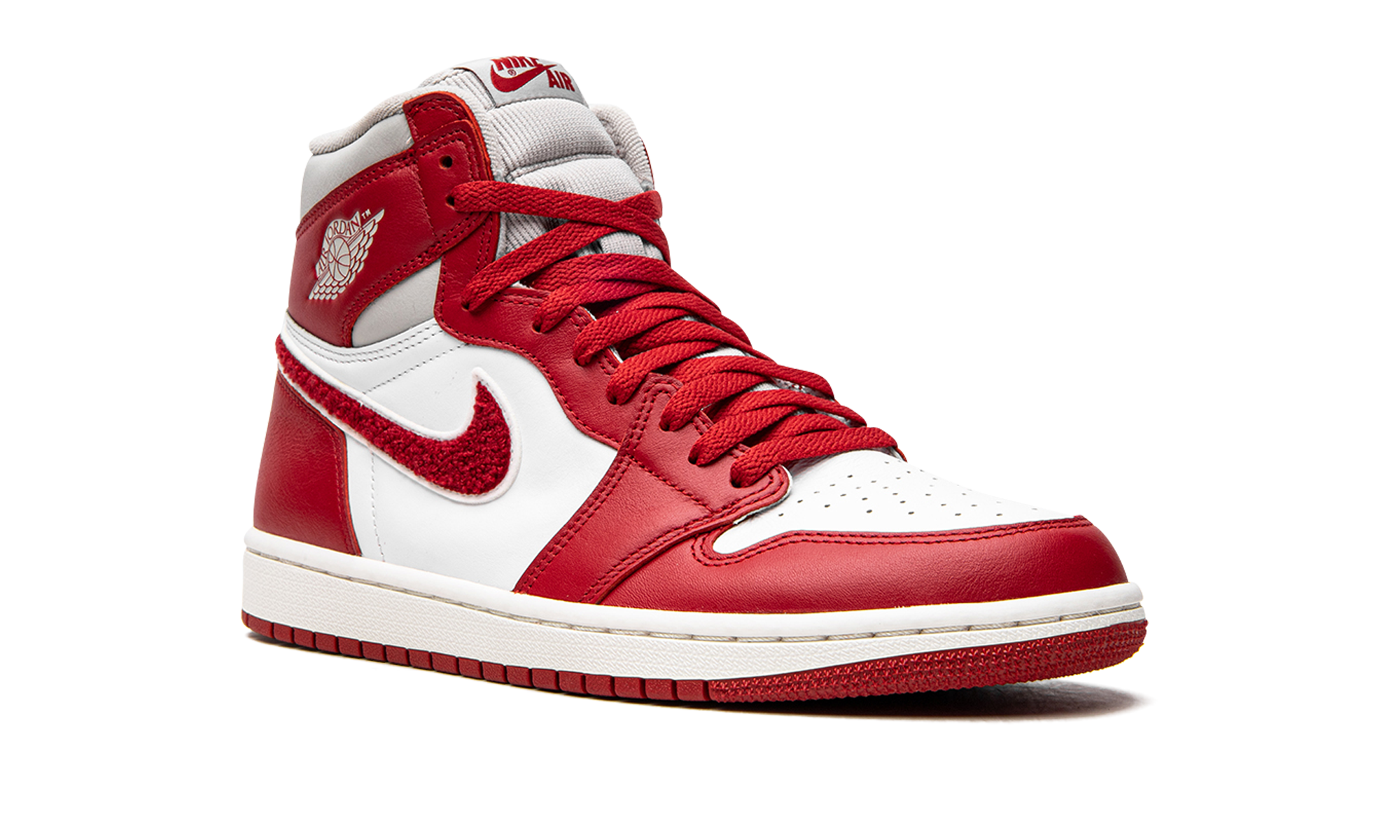 jordan 1 retro high og varsity red women s+DJ4891-061+diagnol right view