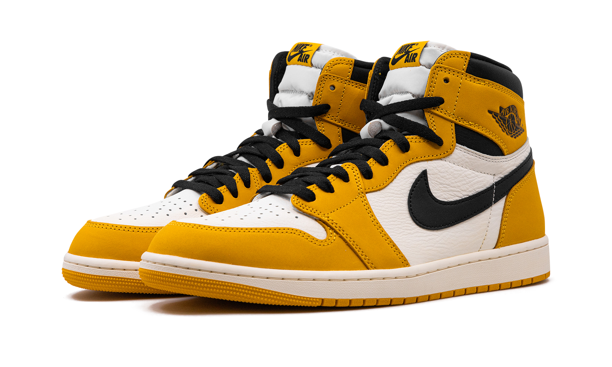 jordan 1 retro high og yellow ochre+DZ5485-701+diagnol left view