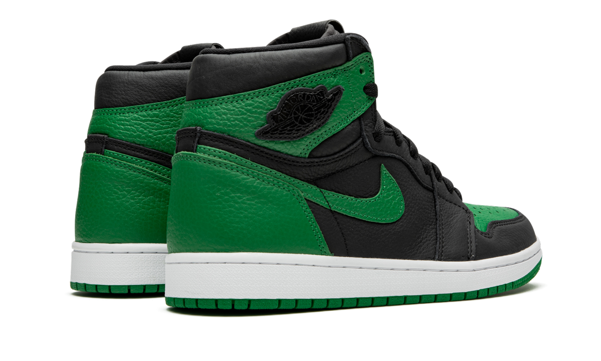 jordan 1 retro high pine green black+555088-030+diagnol right behind view