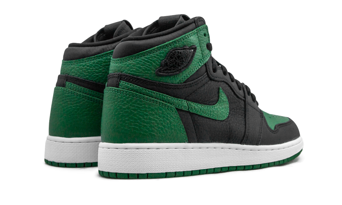 jordan 1 retro high pine green black gs+575441-030+diagnol right behind view