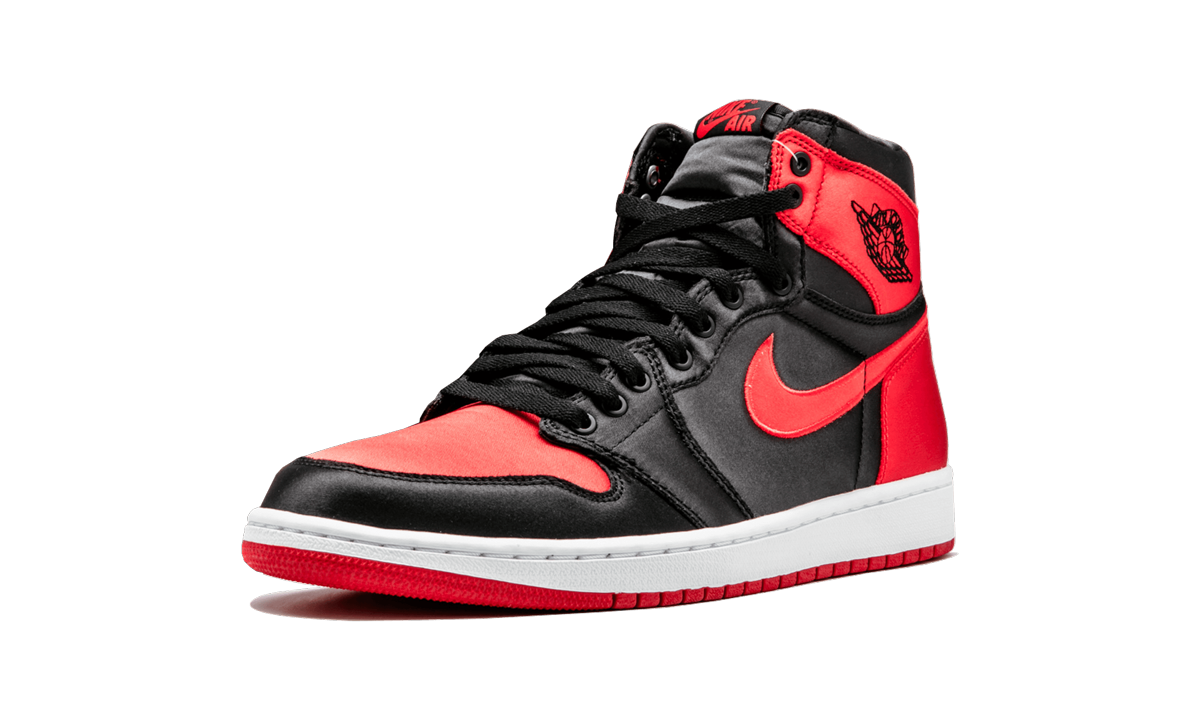 jordan 1 retro high satin banned numbered+917359-001+left diagnol single view
