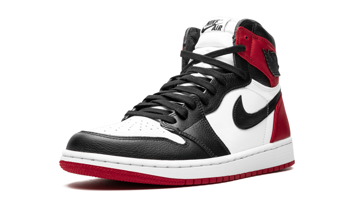 jordan 1 retro high satin black toe women s+CD0461-016+left diagnol single view