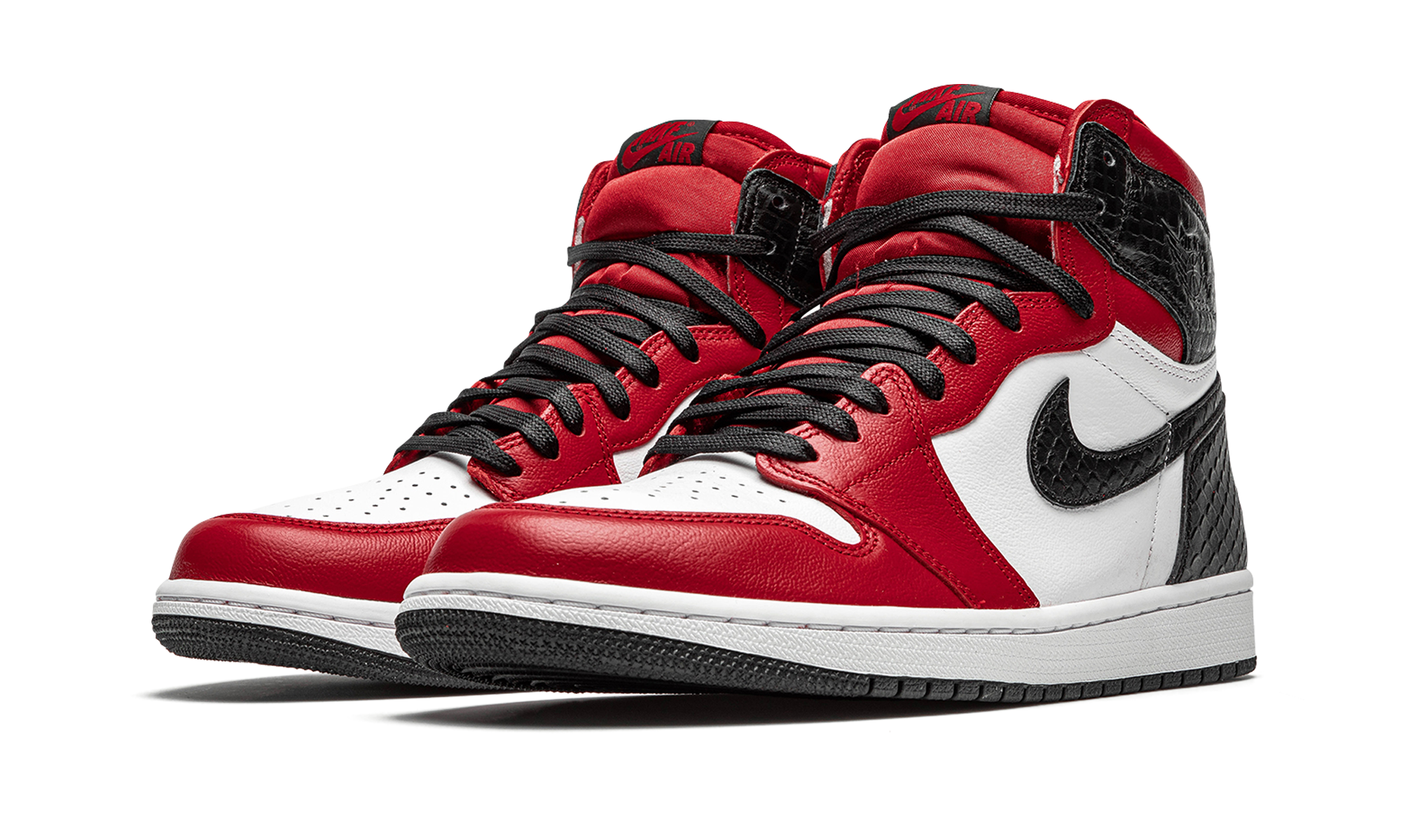 jordan 1 retro high satin snake chicago women s+CD0461-601+diagnol left view