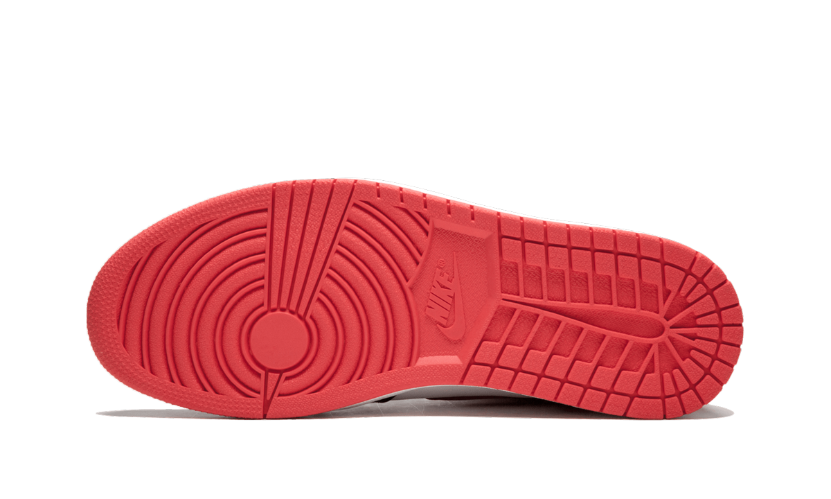 jordan 1 retro high track red+555088-112+bottom view