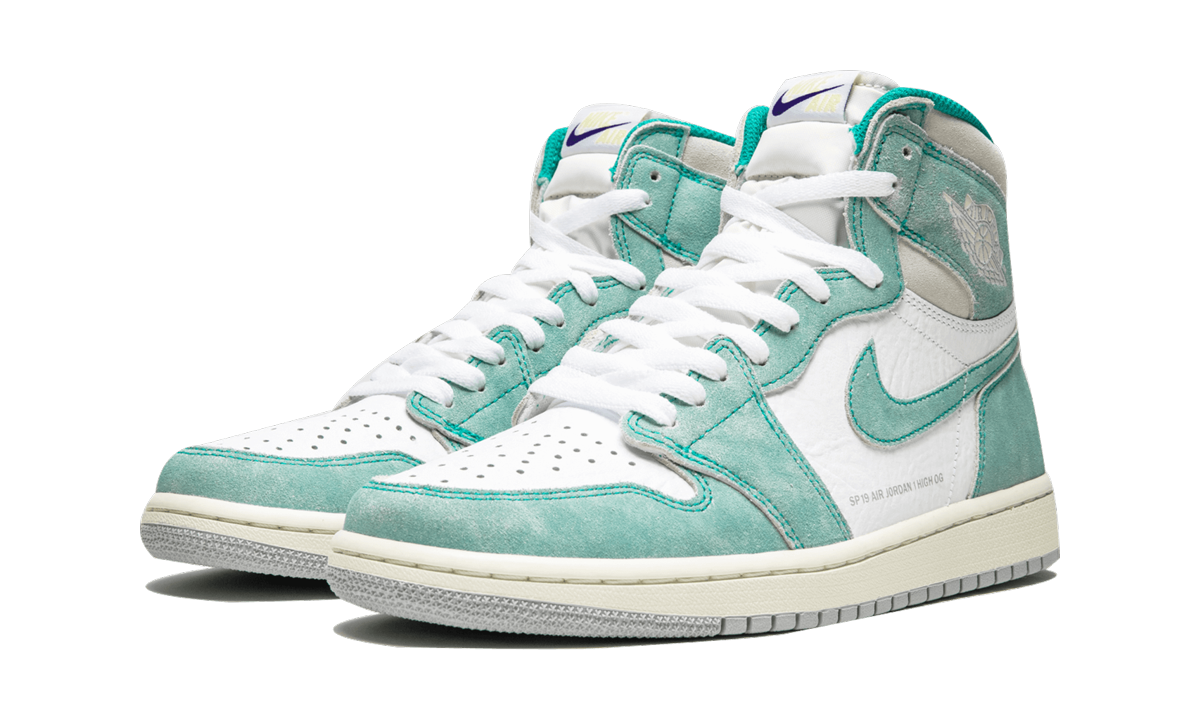 jordan 1 retro high turbo green+555088-311+diagnol left view