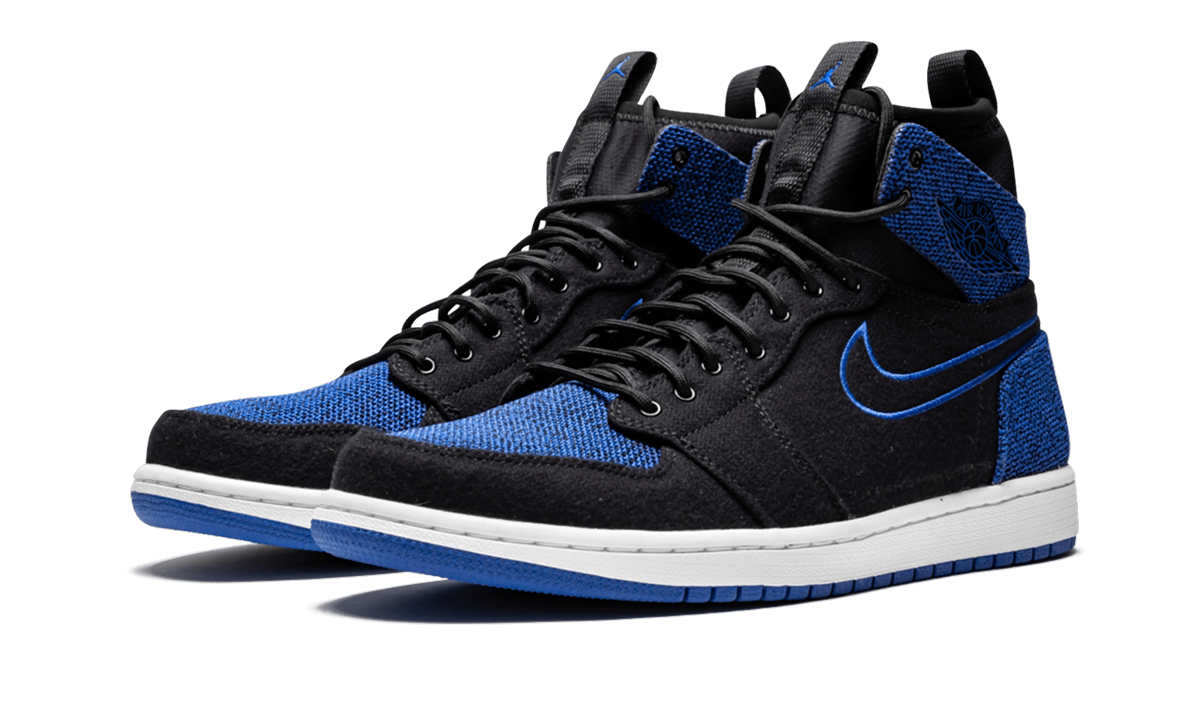 jordan 1 retro high ultra royal+844700-007+diagnol left view