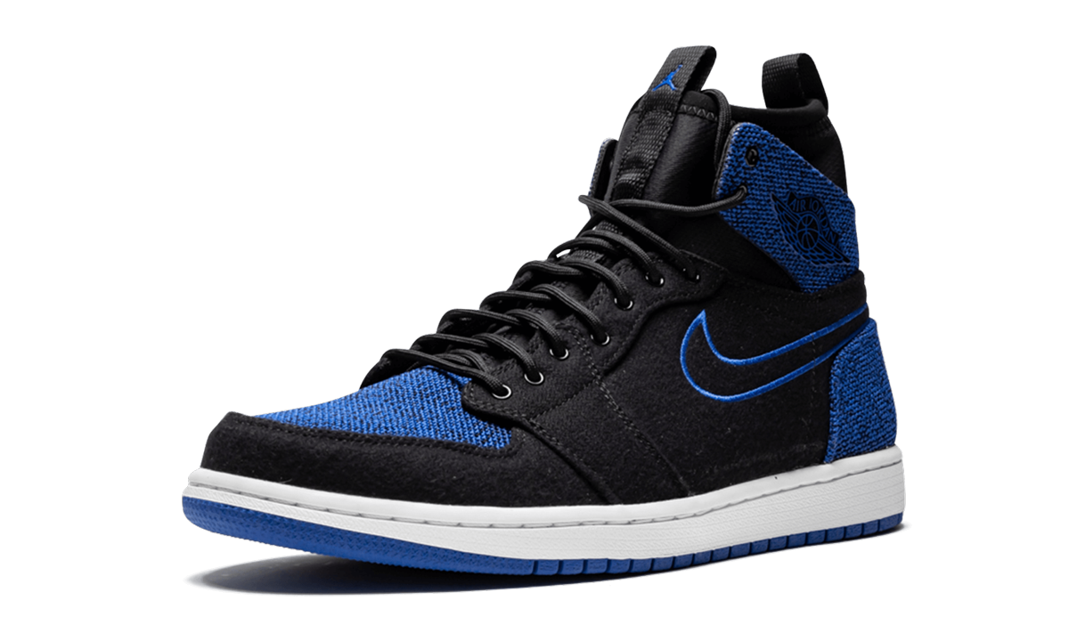 jordan 1 retro high ultra royal+844700-007+left diagnol single view