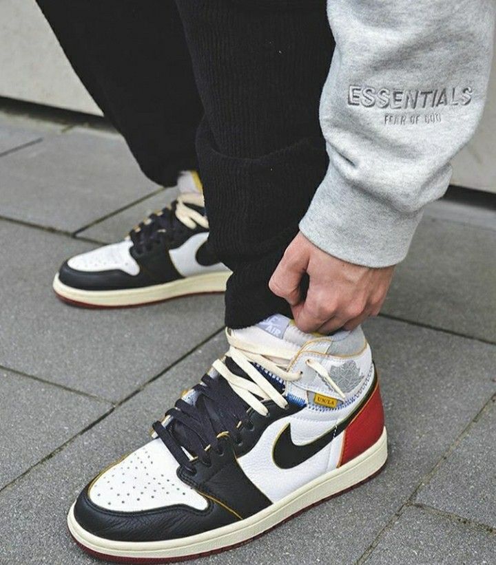 Jordan 1 Retro High Union Los Angeles Black Toe, Lifestyle View 3, SKU BV1300-106