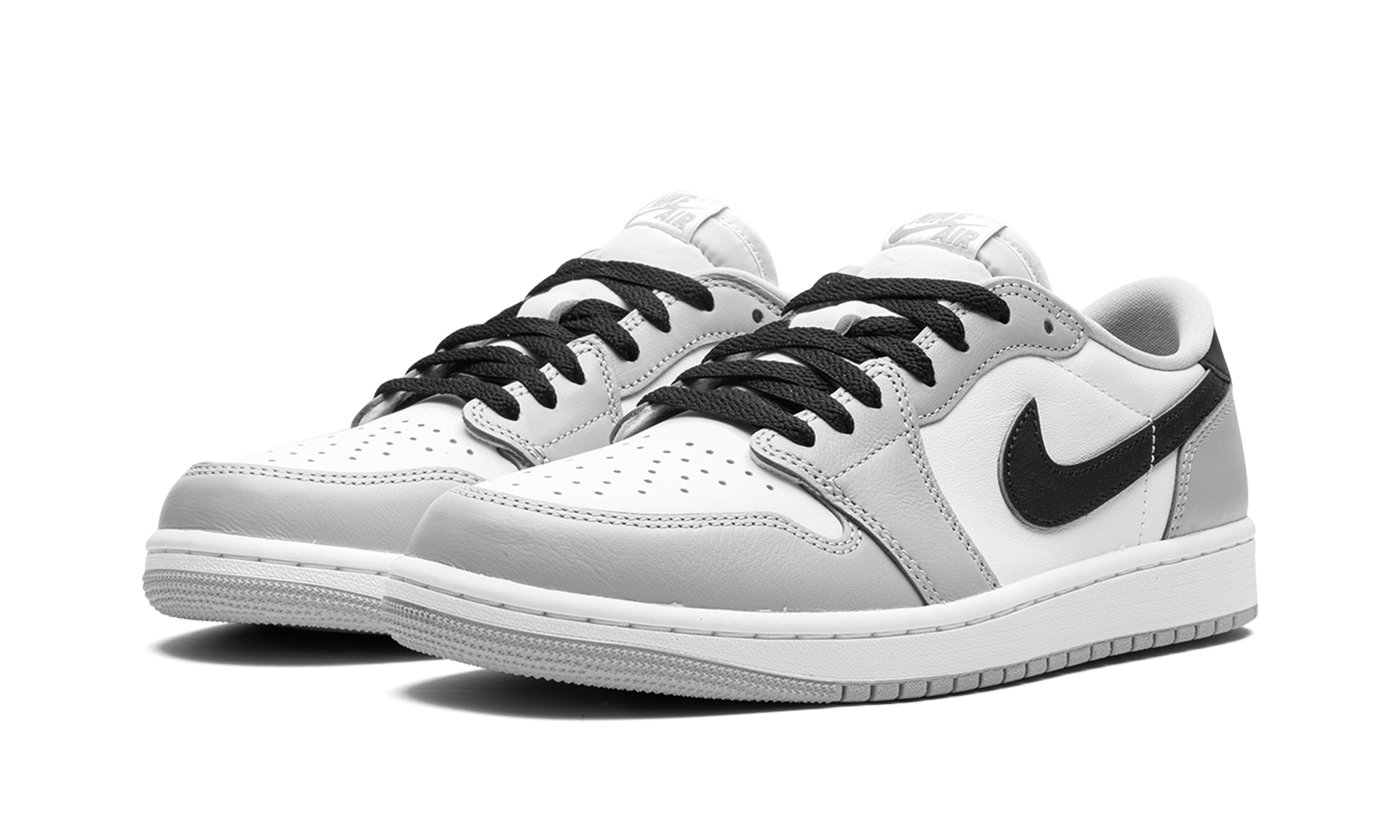 jordan 1 retro low og barons+CZ0790-110+diagnol left view
