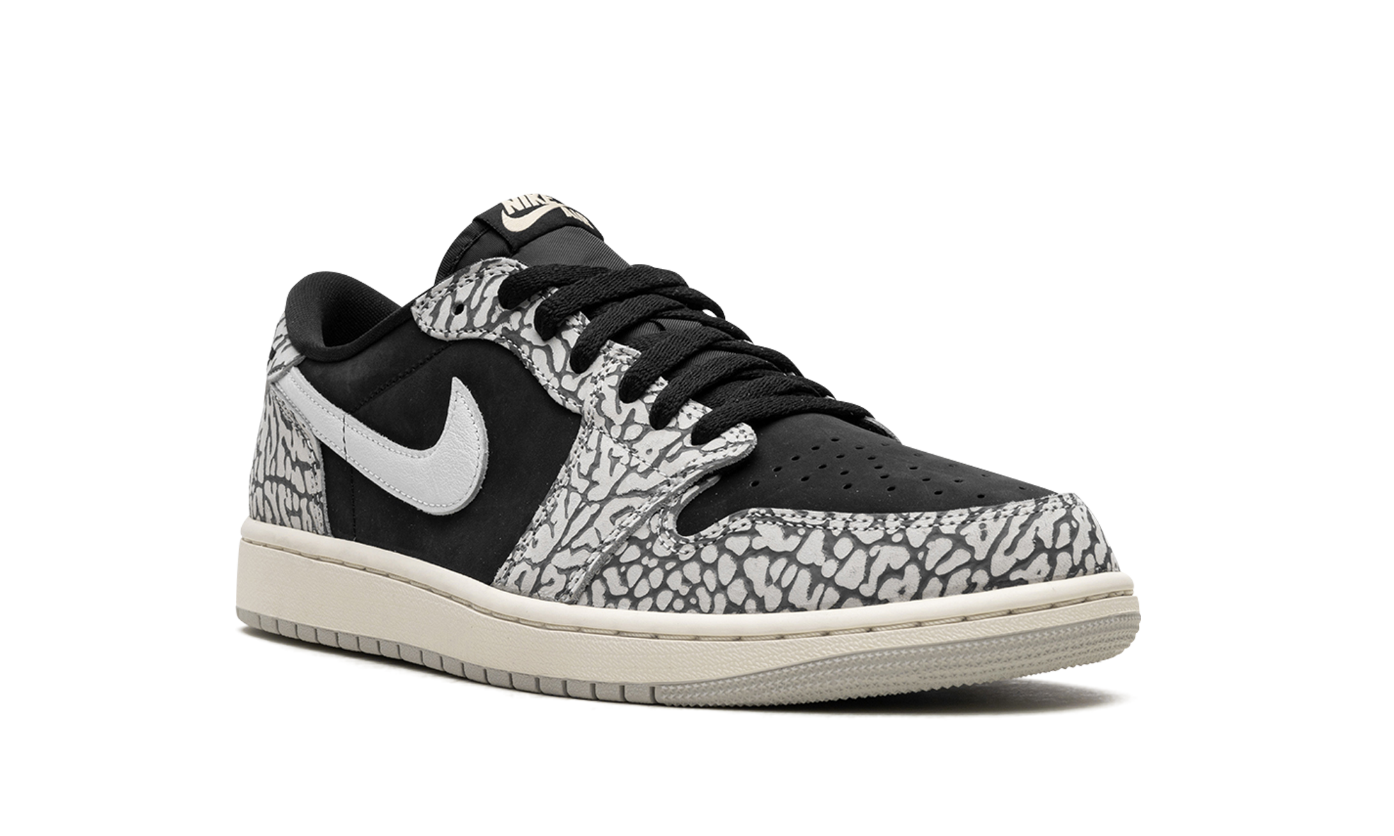 jordan 1 retro low og black cement women s+CZ0775-001+diagnol right view