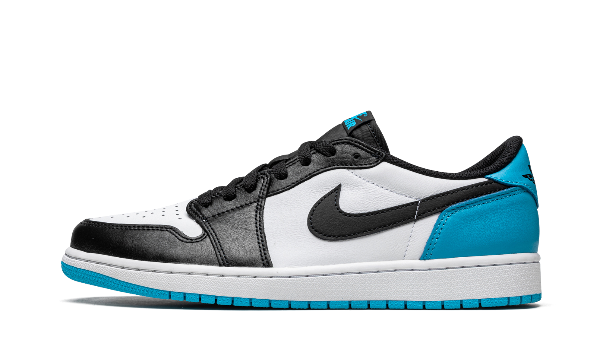 jordan 1 retro low og black dark powder blue+CZ0790-104+diagnol right view 1