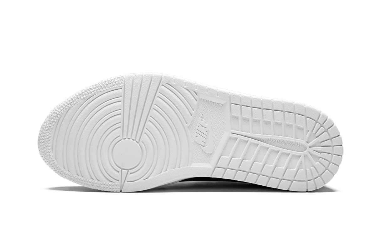 jordan 1 retro low slip black white women s+AV3918-001+bottom view