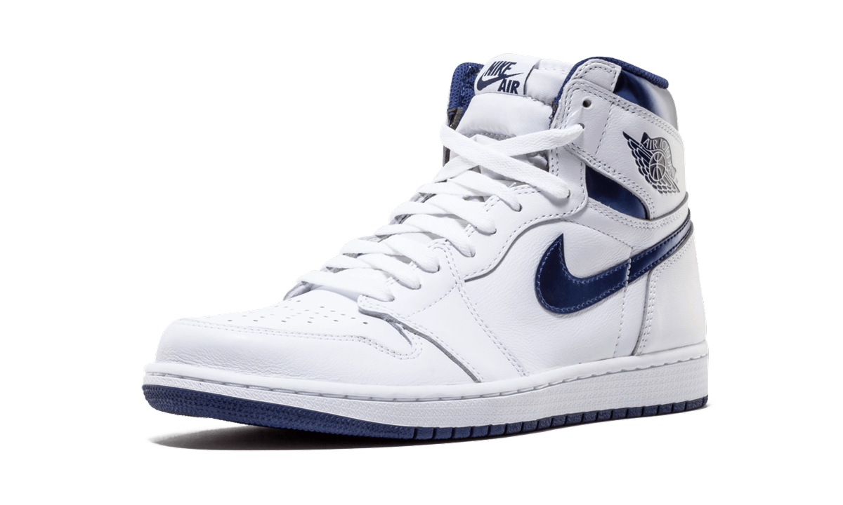 jordan 1 retro metallic navy 2016+555088-106+left diagnol single view