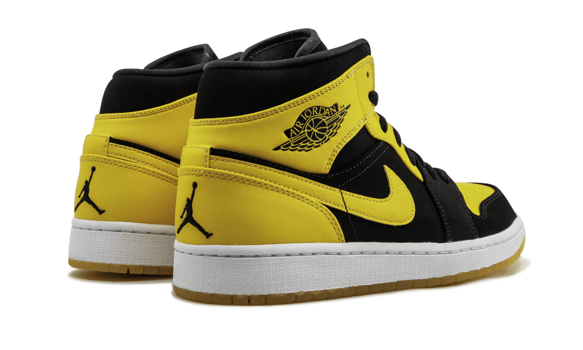 jordan 1 retro mid new love 2017+554724-035+diagnol right behind view