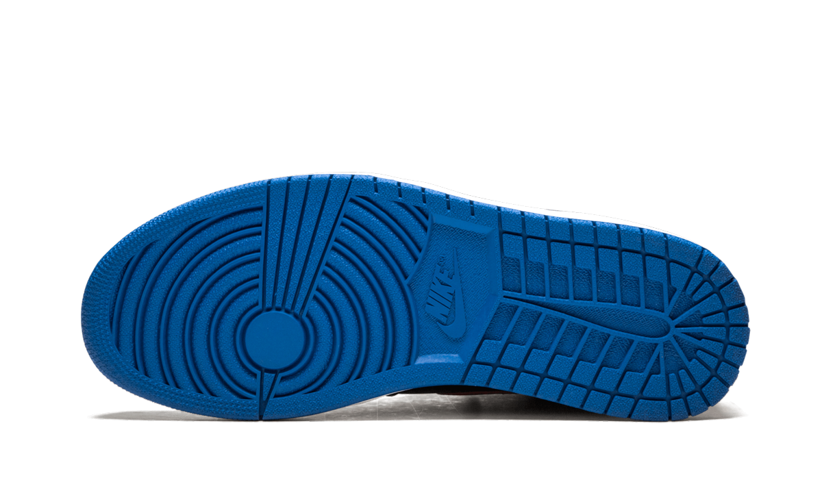 jordan 1 retro top 3+555088-026+diagnol right view 1