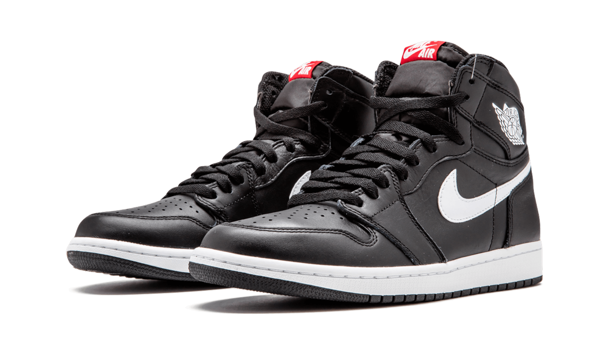 jordan 1 retro yin yang black+555088-011+diagnol left view