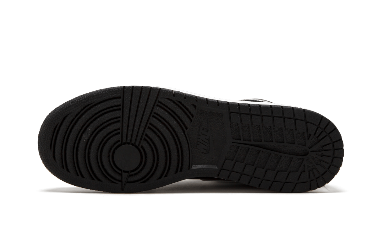 jordan 1 retro yin yang black gs+575441-011+bottom view