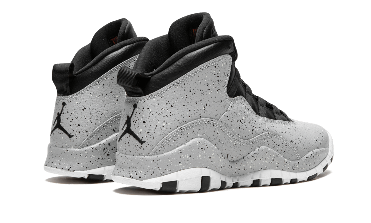 jordan 10 retro light smoke grey gs+310806-062+diagnol right behind view