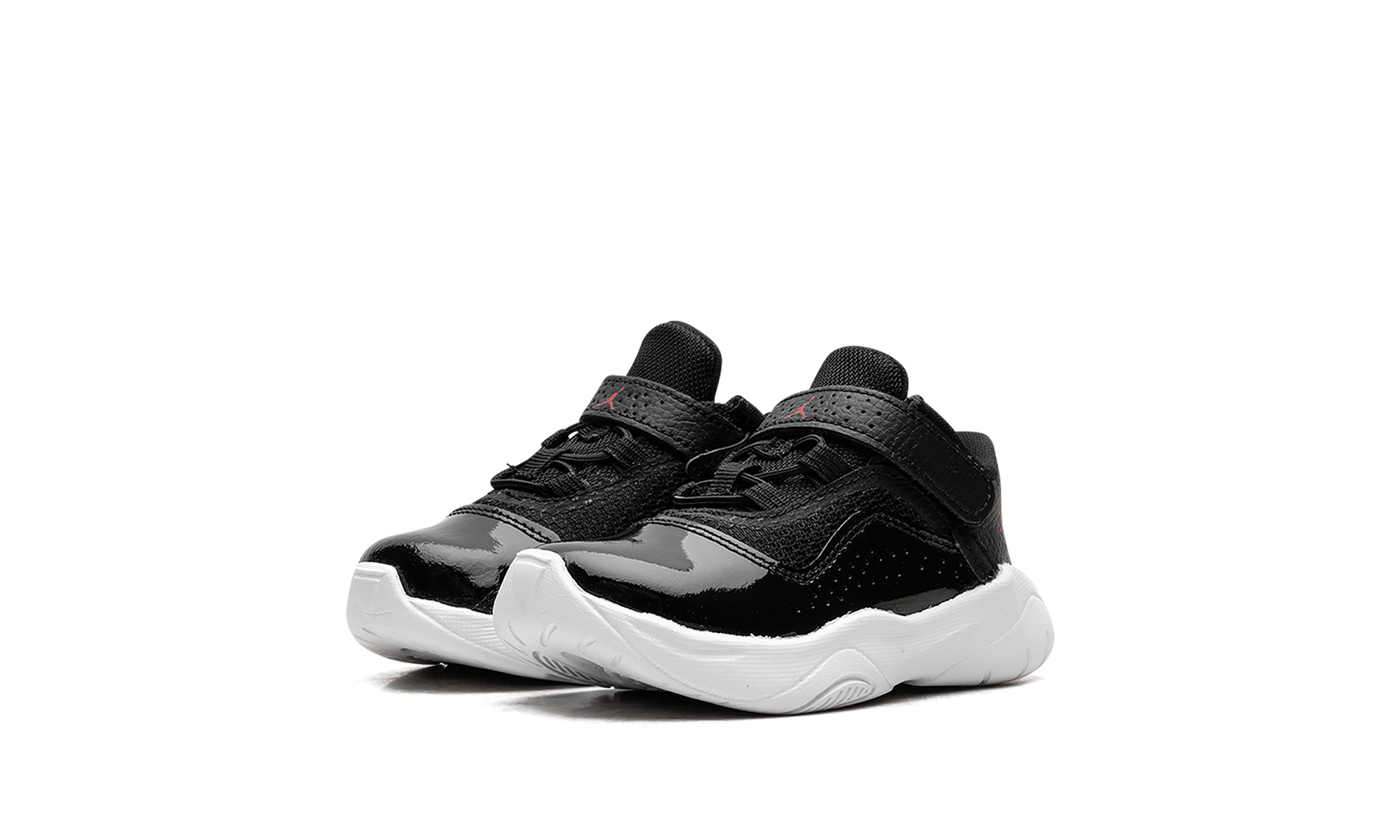 jordan 11 cmft low bred td+CZ0906-005+diagnol left view