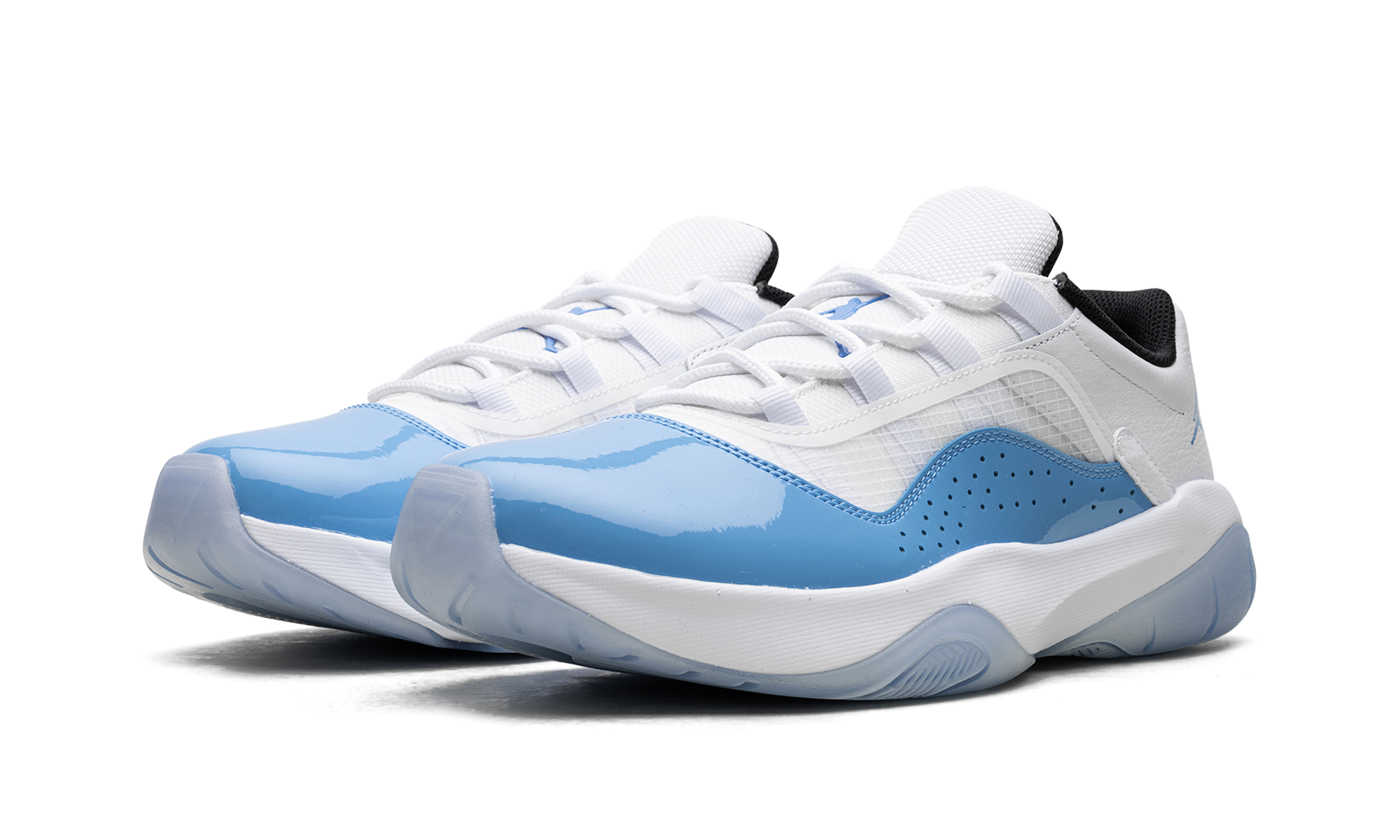 jordan 11 cmft low university blue+DN4180-114+diagnol left view