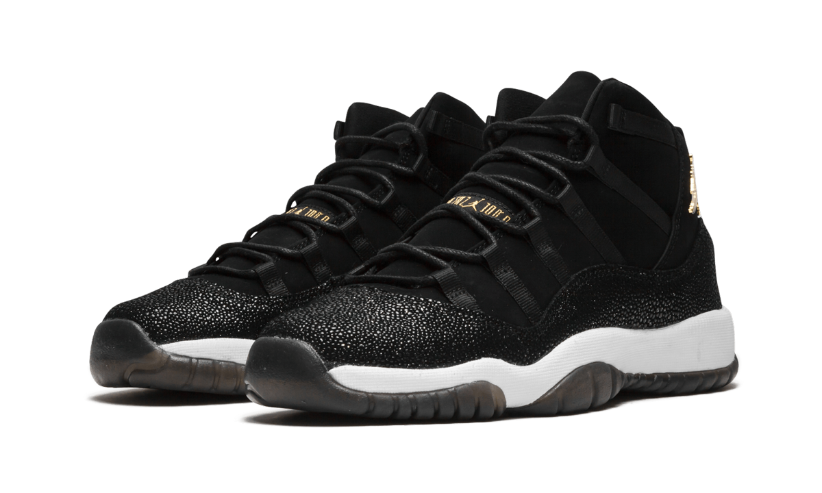 jordan 11 retro heiress black stingray gs+852625-030+diagnol left view